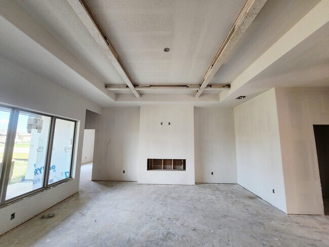 800 Golden Eagle Cove, Salado, TX 76571 - photo 2