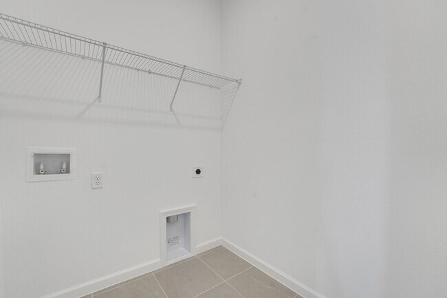 5035 Abigail Dr, Winter Haven, FL 33859 - photo 7