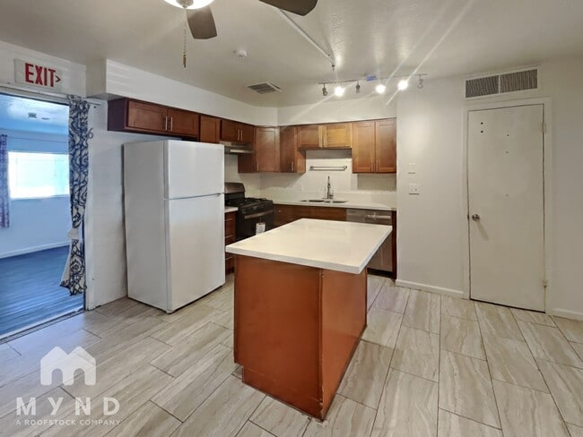 1426 W 7th Ave, Mesa, AZ 85202 - photo 2