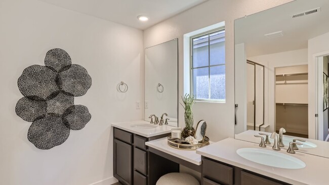 24564 E Kettle Ct, Aurora, CO 80016 - photo 7