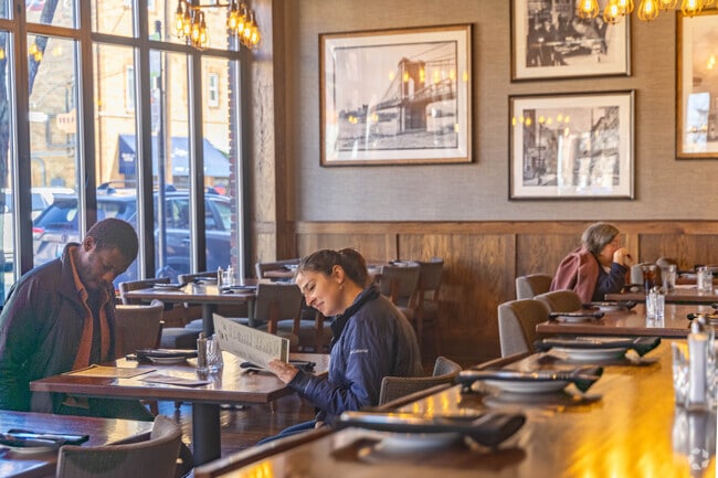 Gaslight Bar & Grill has a great happy hour and food menu in Clifton.