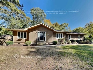 300 1st St, Spencer, NC 28159