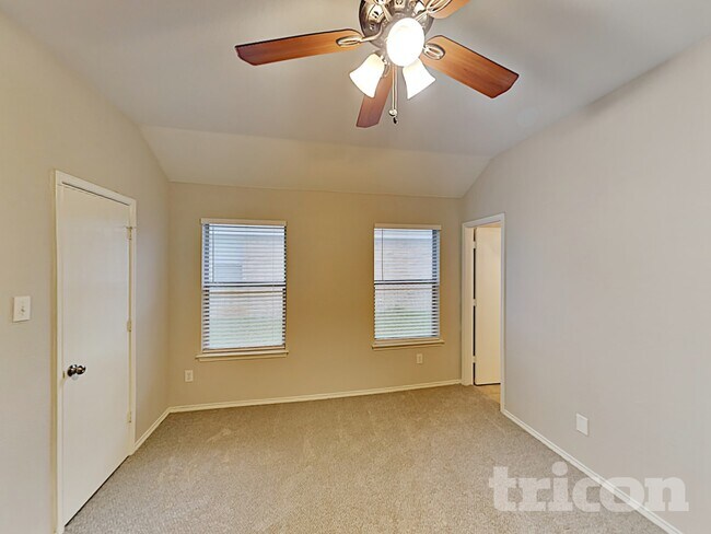 1832 Mcneely St, Lancaster, TX 75134 - photo 6