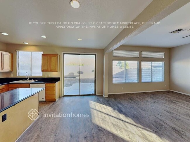 7394 Longhorn Lodge Ave, Las Vegas, NV 89113 - photo 6