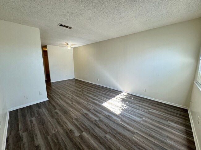 1301 Willow Springs Rd unit A, Killeen, TX 76549 - photo 3