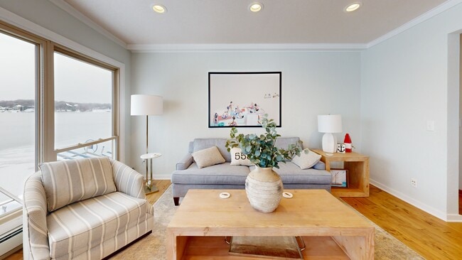 15337 Breezy Point Rd SE, Prior Lake, MN 55372 - photo 2