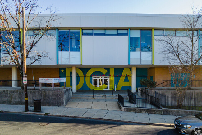DC Prep Public Charter School - Anacostia Middle Campus