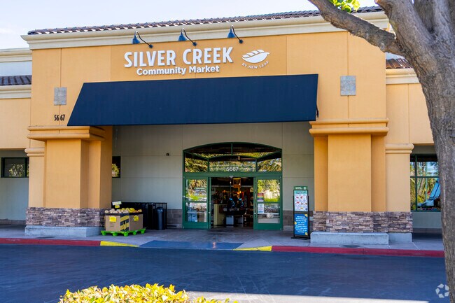 The Silver Creek Community Market has fresh produce and great products.