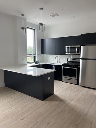 715 Park Ave, East Orange, NJ 07017