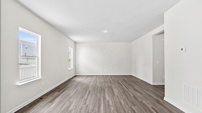 197 Ellery St, Ranson, WV 25438 - photo 2