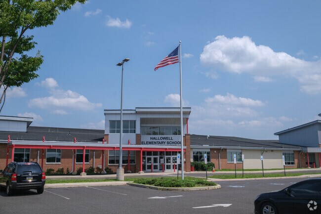 Hallowell Elementary School is part of the Hartboro-Horsham School District in Horsham, PA.