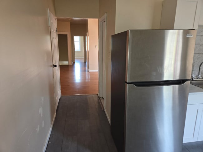 3302 Winnebago St unit 2nd floor, Saint Louis, MO 63118 - photo 5