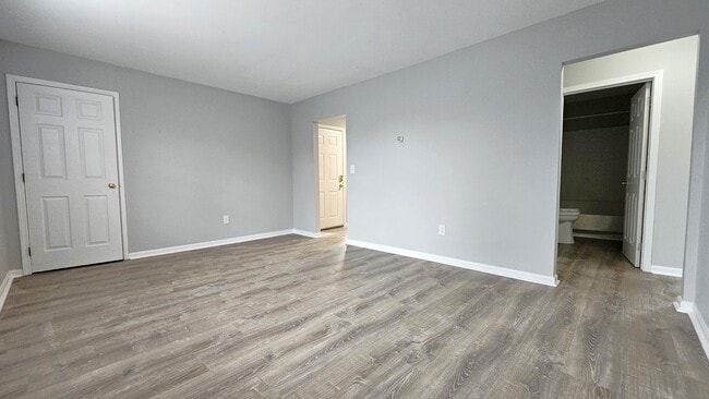 158 Main St unit . F, Winooski, VT 05404 - photo 6