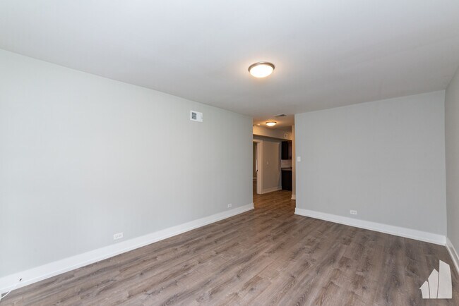 1128 Maple Ave unit C1, Evanston, IL 60202 - photo 7