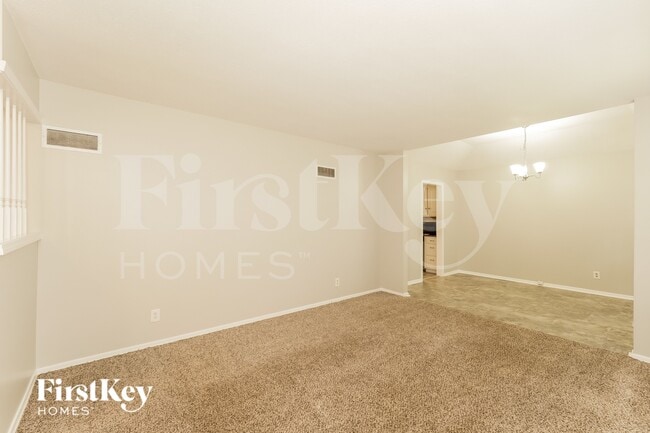 10328 Horton St, Overland Park, KS 66207 - photo 3