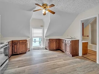 9 Leonard St Unit 3, North Attleborough, MA 02760