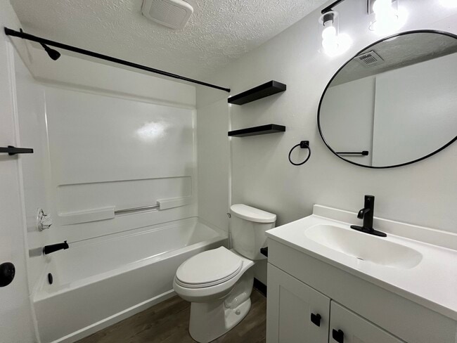 Renova of Brunswick, Brunswick, OH 44212 - photo 5