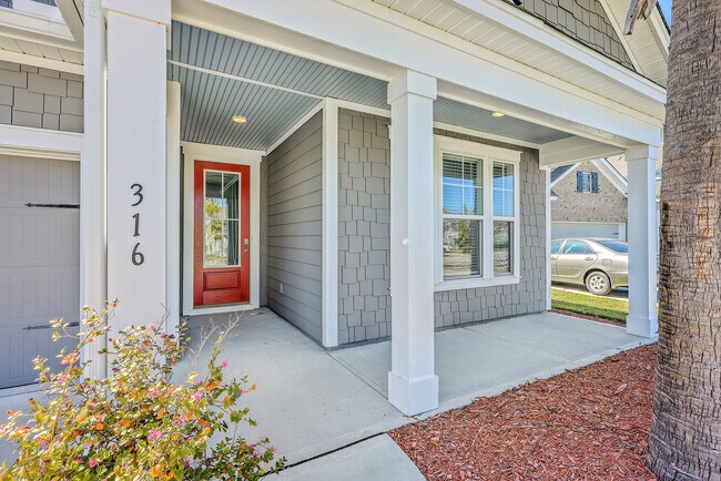316 Long unit St, Summerville, SC 29486 - photo 2