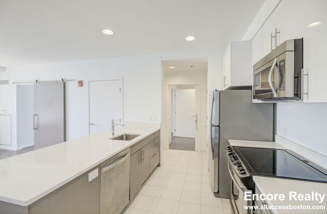 250 Kendall St unit 1204, Cambridge, MA 02142 - photo 7