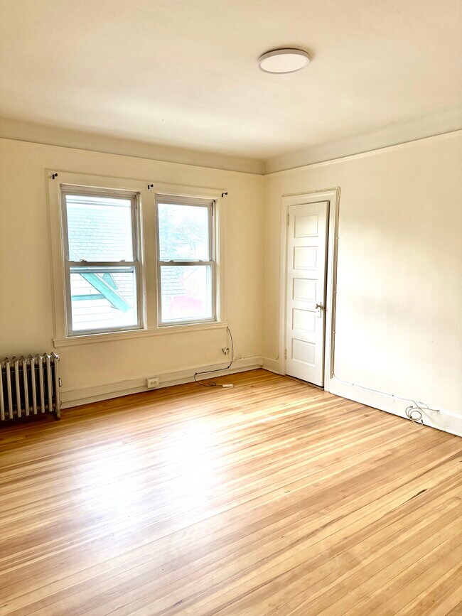 45 Underhill St unit 2, Tuckahoe, NY 10707 - photo 7