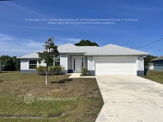 2214 SE Mandrake Cir, Port St. Lucie, FL 34952