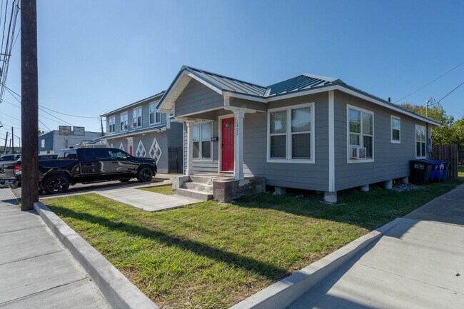 1804 Morgan Ave unit ID1268418P, Corpus Christi, TX 78404 - photo 3