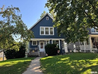 2927 Fair Ave Unit Upper, Davenport, IA 52803