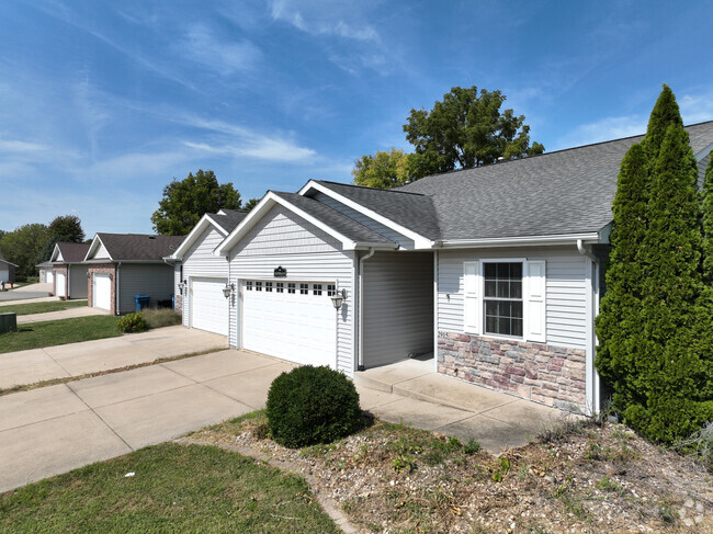 Twin Lakes is known for being one of the quieter neighborhoods in Springfield.