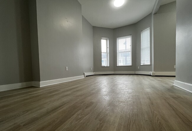 130 Warren St unit 3, Boston, MA 02119 - photo 2