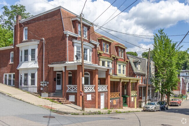 Ornate brick faced row homes are common in Quinntown.