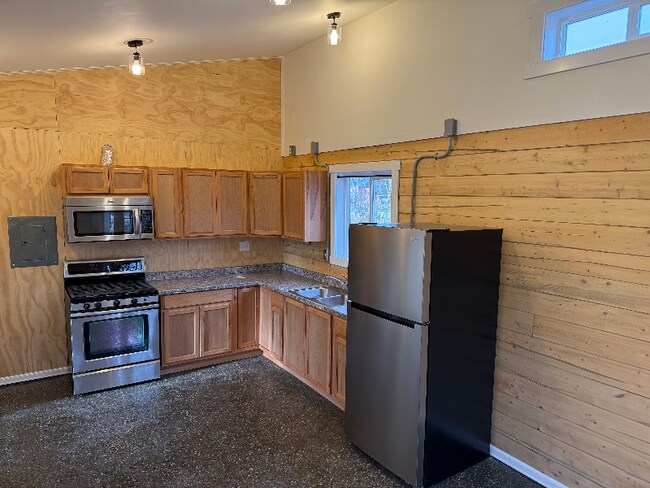 1512 N Pittman Rd unit 1, Wasilla, AK 99623 - photo 2