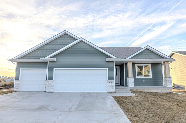 0 Cres Ct unit 36463592, Grimes, IA 50111 - photo 2