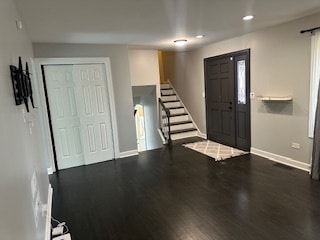 205 Grovenor Dr, Schaumburg, IL 60193