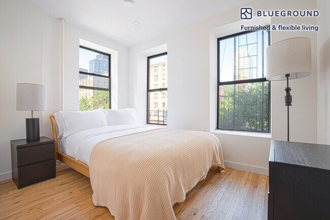 363 W 17th St unit FL2-ID1809, New York, NY 10011 - photo 7