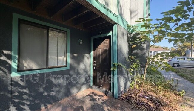 5144 Westchase Ct unit 3, Jacksonville, FL 32210 - photo 2