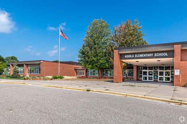 Aquila Elementary School serves St. Louis Park students in grades K-5.