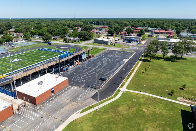 Paducah Tilghman High School is ranked 72nd within Kentucky.