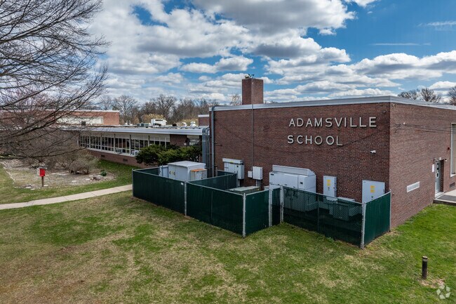 Adamsville School receives an A- from Niche.