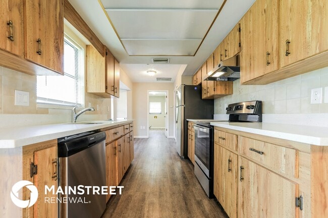 4333 Targee Ave, North Port, FL 34287 - photo 4