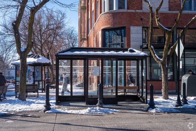 Moscow features an extensive bus system that provides alternate transportation for commuters.