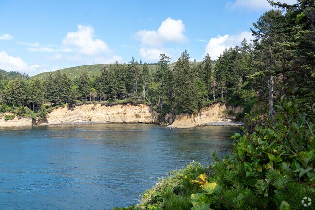 Whale Cove National Wildlife Refuge offers stunning views of the Oregon coast.