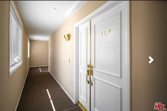8349 Blackburn Ave unit 102, Los Angeles, CA 90048 - photo 2
