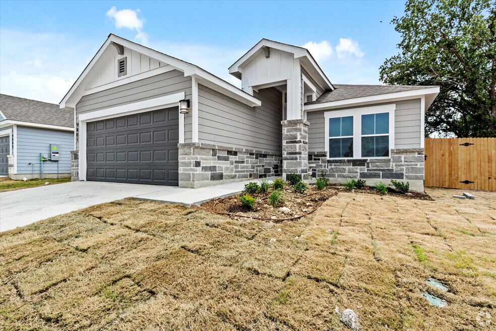 2453 E Stagecoach Rd unit 36460061, Killeen, TX 76542 - photo 1