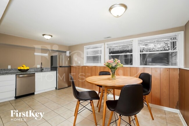 612 S Jefferson St, Brownsburg, IN 46112 - photo 6