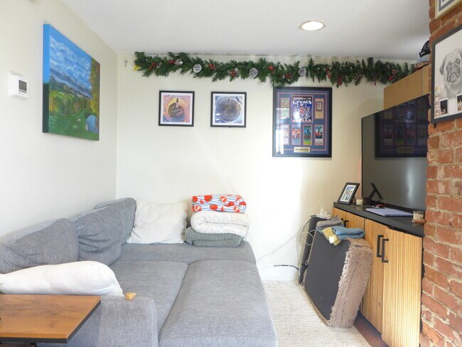 832 Parker St unit B, Boston, MA 02120 - photo 5