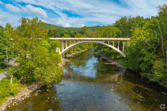 With as many rivers and creeks running through Cornwall, bridges are a common sight.
