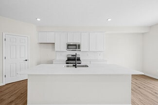 12599 Cattle Ridge Dr, Noblesville, IN 46060