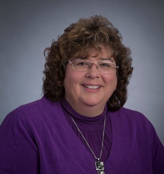 Mindy Holt