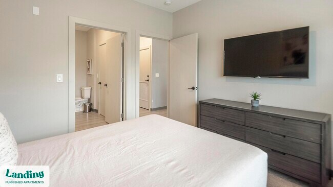 645 N Front St unit 430, Memphis, TN 38107 - photo 7