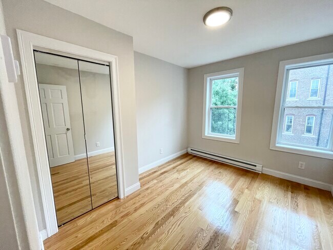 7 Warwick St unit 3, Roxbury Crossing, MA 02120 - photo 7